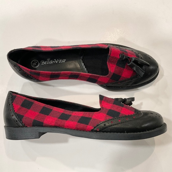 Bella Vita Shoes - BELLA VITA Loafer Black Red Plaid Tassel Size 9